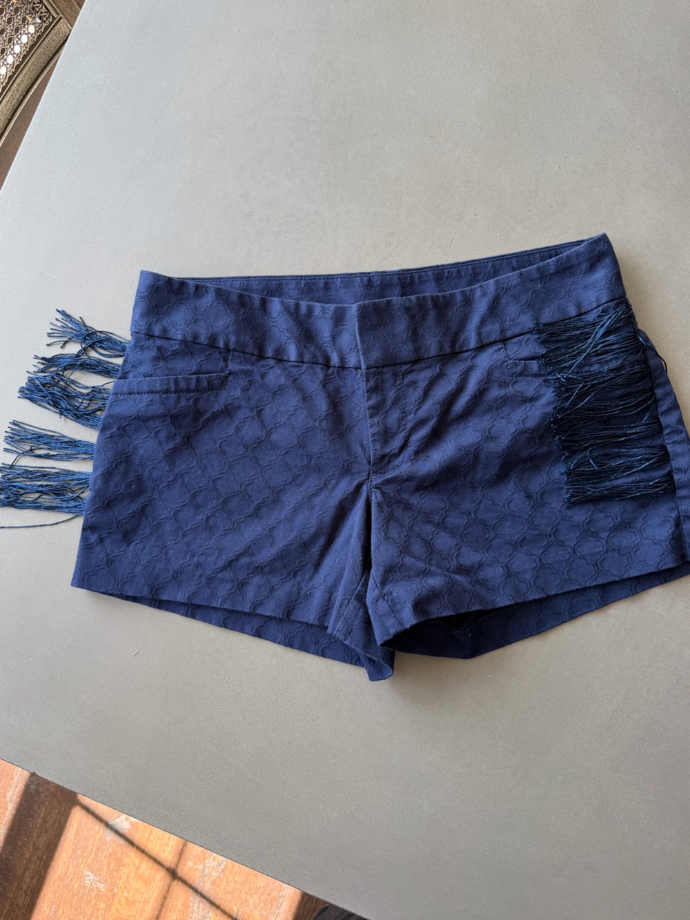 Lilly Pulitzer Ellie True Navy Fringe Shorts Size 2 - EUC